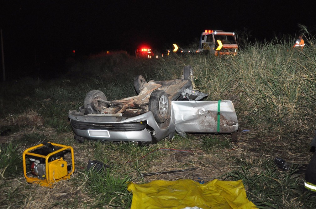 Acidente aconteceu na Rodovia Assis Chateaubriand (Foto: Cristiano Nascimento/FM Metrópole)