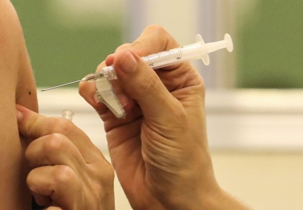 Vacina (Foto: Rovena Rosa/Agência Brasil)