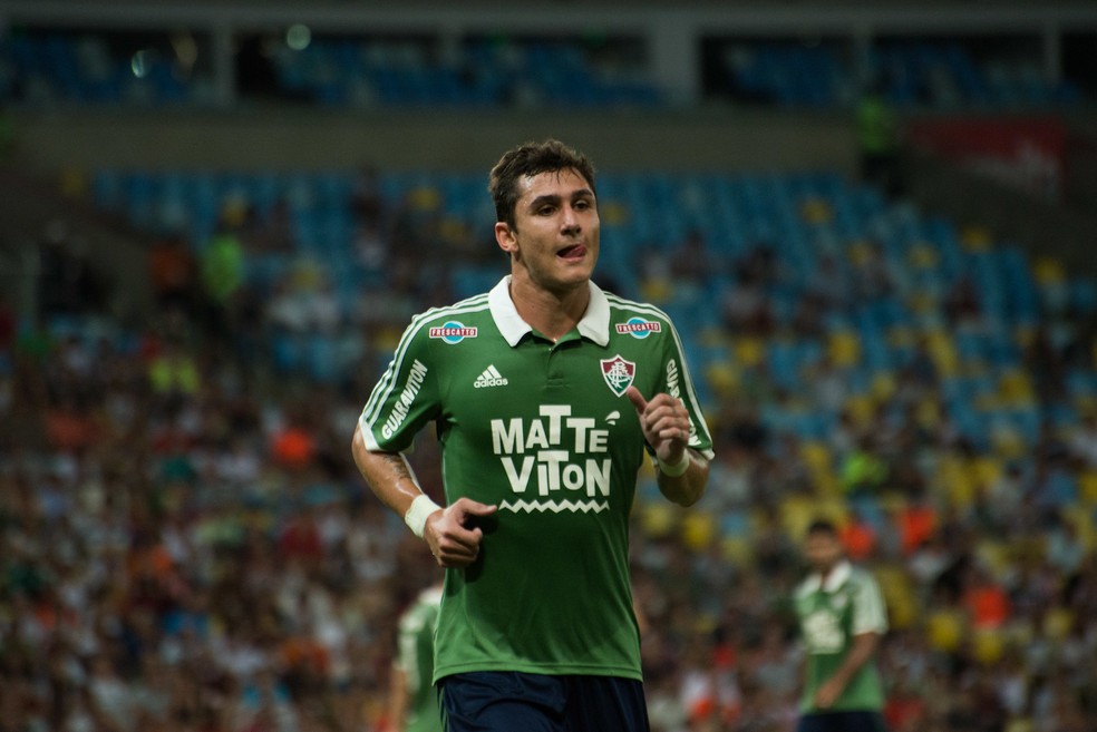 Vina defendeu o Fluminense em 2015 &mdash; Foto: Bruno Haddad / Fluminense FC