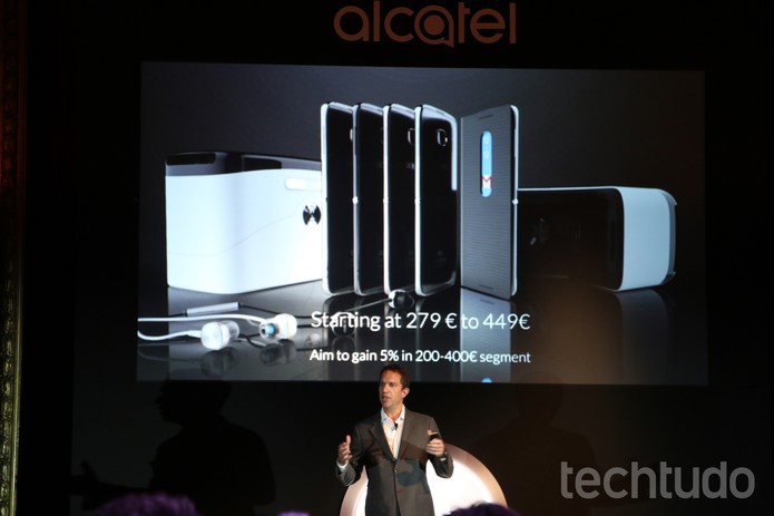 Alcatel inaugura MWC com nova linha Idol e mudança de logo (Foto: Fabrício Vitorino/TechTudo)