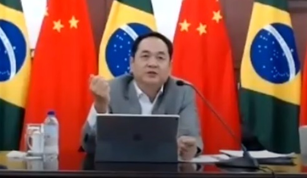 O embaixador chinês no Brasil, Yang Wanming — Foto: Reprodução