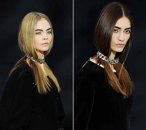 Colar envolvia os cabelos retos e lisos das modelos no desfile da Chanel (Foto: Getty Images)