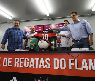 Patrocínios pontuais vencem, e Fla pega Santos com camisa desfalcada