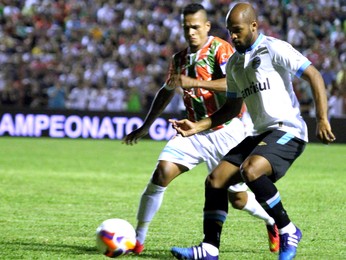 Meia Souza ganha ação judicial e diz ter R$ 1,2 milhão a receber do Grêmio