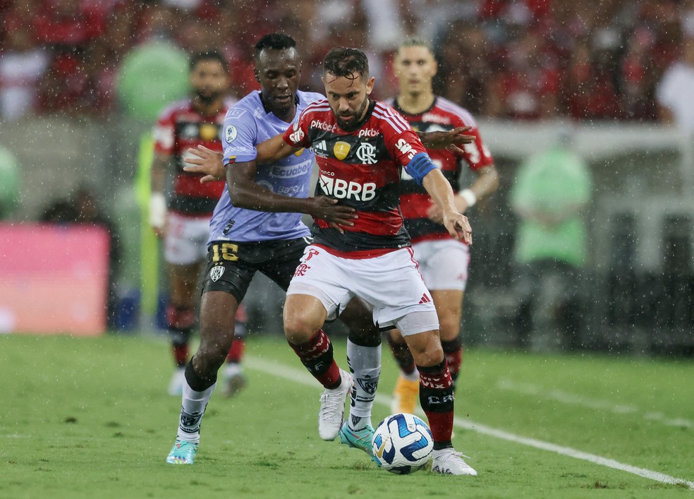 Everton Ribeiro; Flamengo x Del Valle; Recopa — Foto: REUTERS/Sergio Moraes