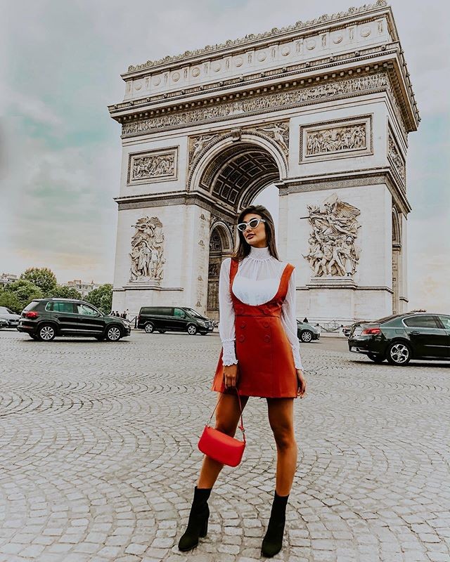 Larissa Chehuen passeia em Paris (Foto: Reprodução Instagram)