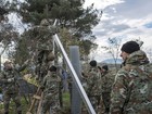 Macedônia começa a erguer cerca de 4 quilômetros na fronteira