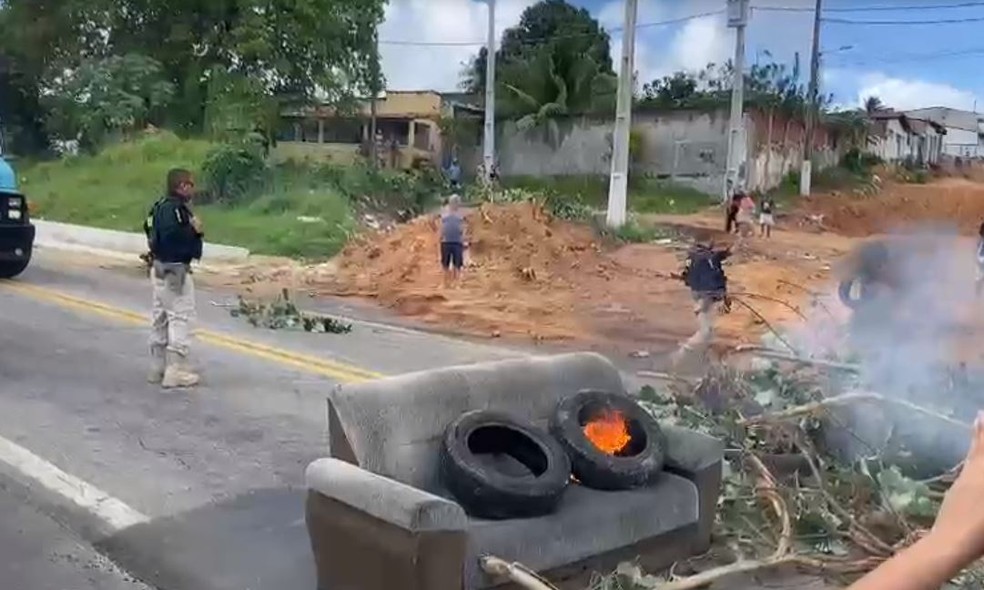 Protesto na BR-226, próximo à rua Mirassol — Foto: Reprodução