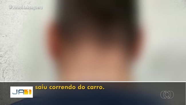 Caminhoneiro atira contra carro de homem suspeito de furtar produtos de dentro veculo