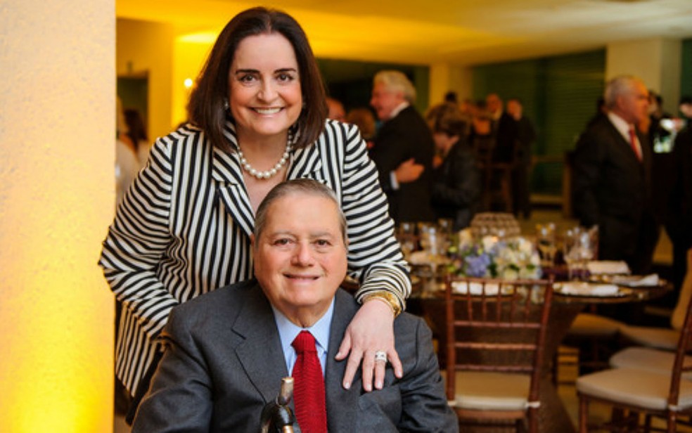 Ex-embaixador Paulo de Tarso Flecha de Lima e a mulher, embaixatriz LÃºcia Flecha de Lima, que morreu recentemente  â?? Foto: ReproduÃ§Ã£o