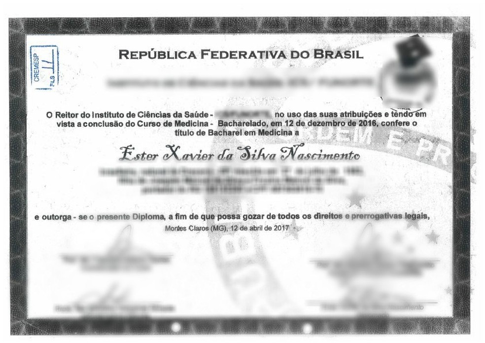 Diploma apresentado por Ester Xavier da Silva Nascimento — Foto: Reprodução