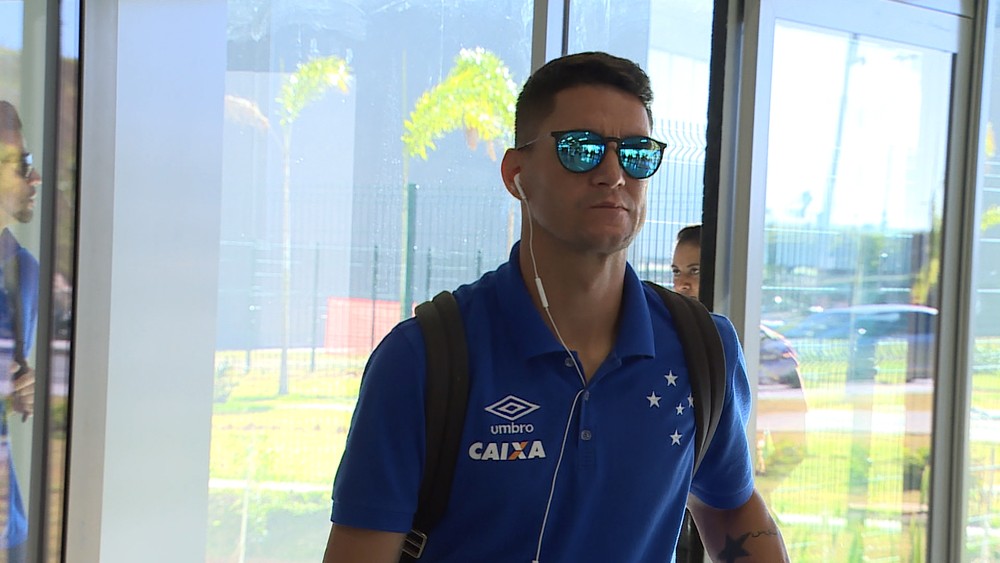 Meia vive boa fase no Cruzeiro, atingindo a maior sequência de jogos com a camisa azul: 12 partidas
