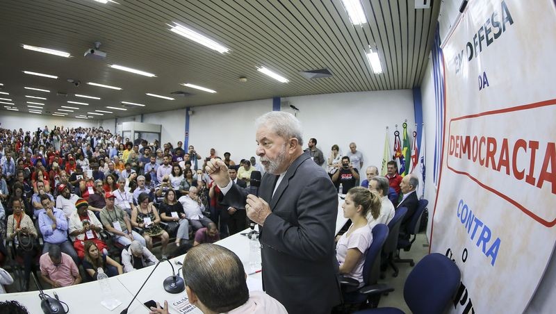 Lula se reúne com sindicatos e movimentos sociais para discutir o impeachment (Foto: Ricardo Stuckert/Instituto Lula)