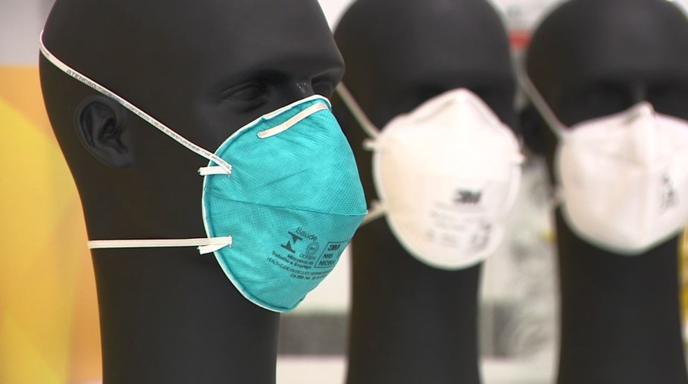 Máscaras N95 são as mais indicadas para o atendimento dos casos suspeitos de coronavírus — Foto: Jefferson Barbosa/EPTV