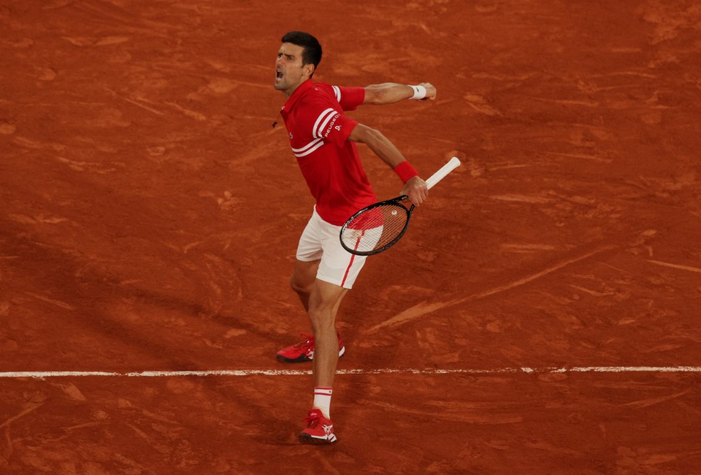 Djokovic comemora muito ponto contra Nadal — Foto: Adam Pretty / Getty Images