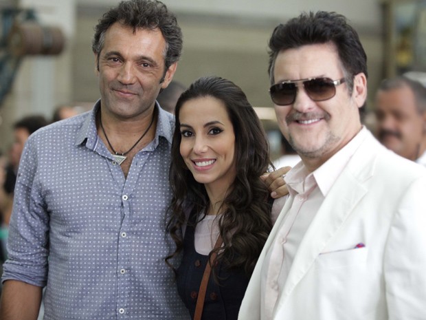 Domingos Montagner, Tânia Khalill e Antonio Calloni posam para foto (Foto: Salve Jorge / TV Globo)