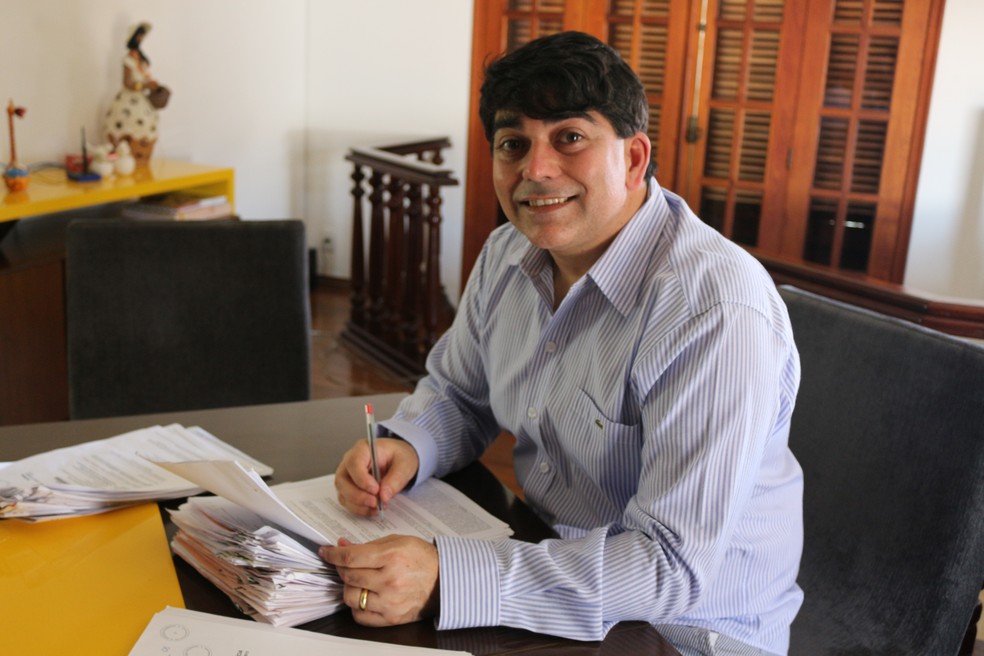 Prefeito de Itaperuna, Dr. Vinicius (Foto: DivulgaÃ§Ã£o)