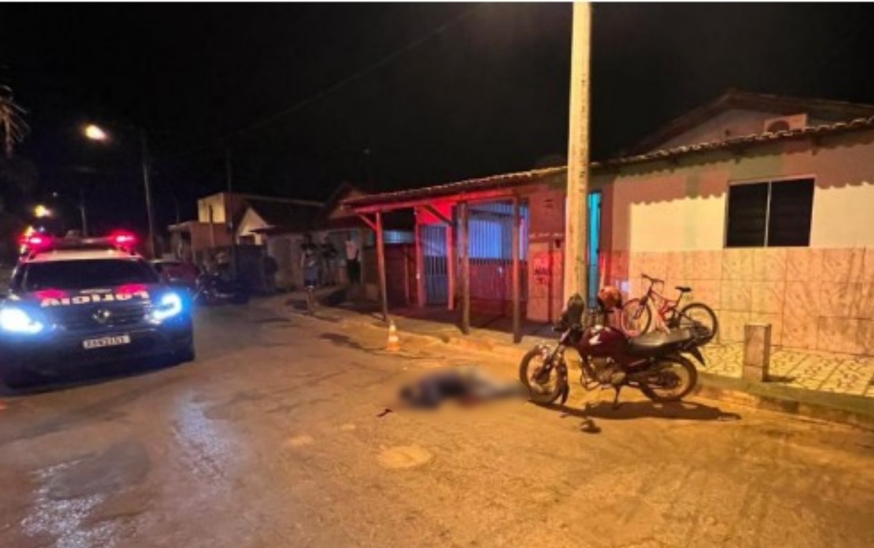 Homem é morto a tiros em bar de Carmo do Rio Verde