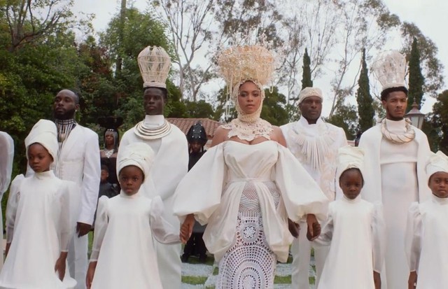 Inside the Making of Beyoncé’s Black Is King Wardrobe (Foto: Reprodução/ Courtesy of Disney Plus)