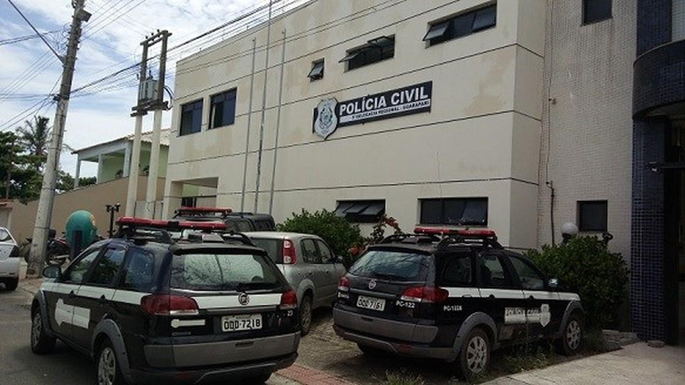 Polícia investiga caso de jovem que acordou com corte na barriga em praia de Guarapari — Foto: Divulgação/Polícia Civil