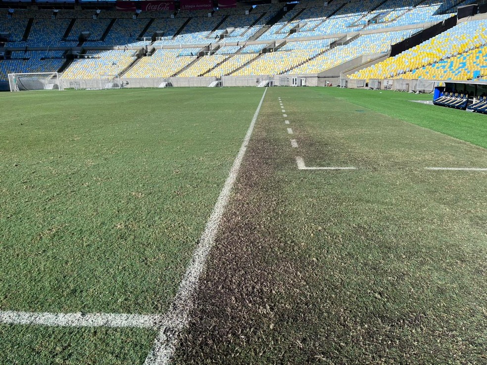 Gramado do Maracan&atilde; danificado &mdash; Foto: Divulga&ccedil;&atilde;o