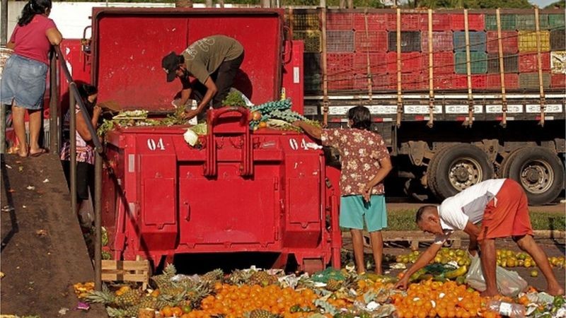 A metade mais pobres do Brasil ganha 29 vezes menos do que os 10% mais ricos (Foto: Getty Images via BBC News Brasil)