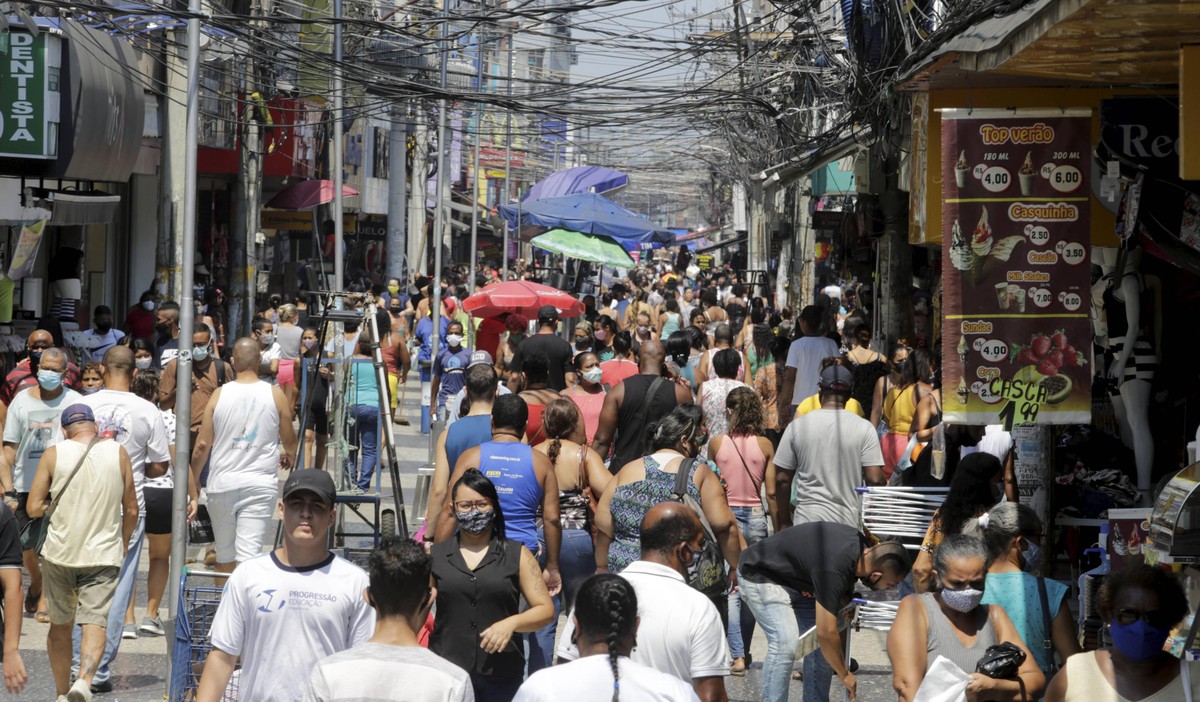 IBGE vê recorde de informalidade como característica estrutural do ...