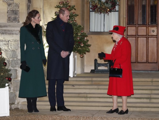 Família Real faz primeira aparição pública após nove meses de confinamento (Foto: Max Mumby)