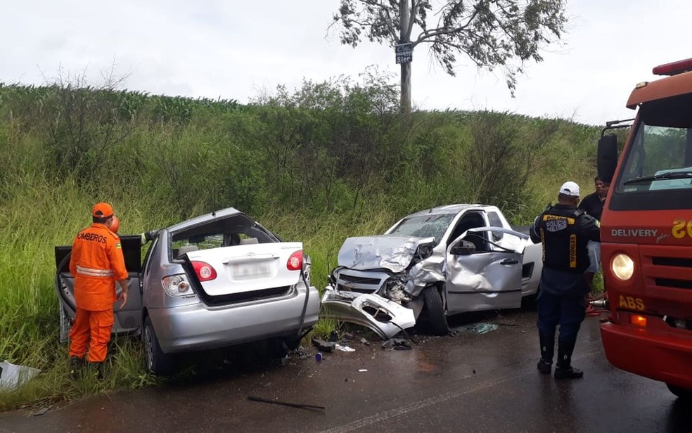 No município de Lagarto, uma professora morreu com o impacto dos veículos (Foto: BPRv)