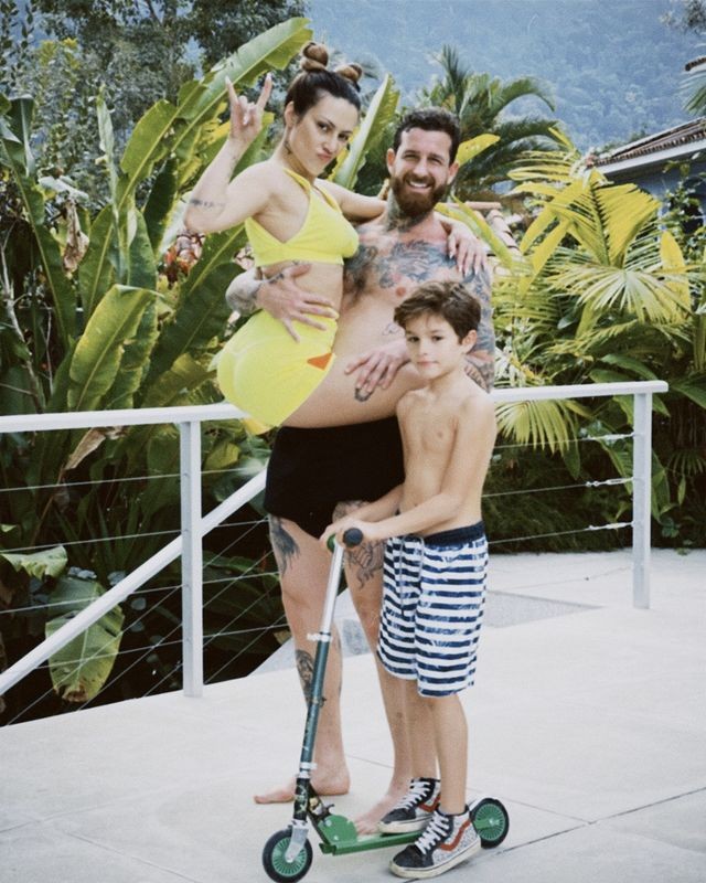 Cleo Pires com Leandro e Gael (Foto: Reprodução Instagram)