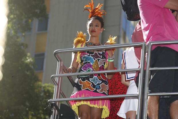 Sheron Menezzes no Bloco da Preta Gil no Rio de Janeiro (Foto: Felipe Panfili/AgNews)