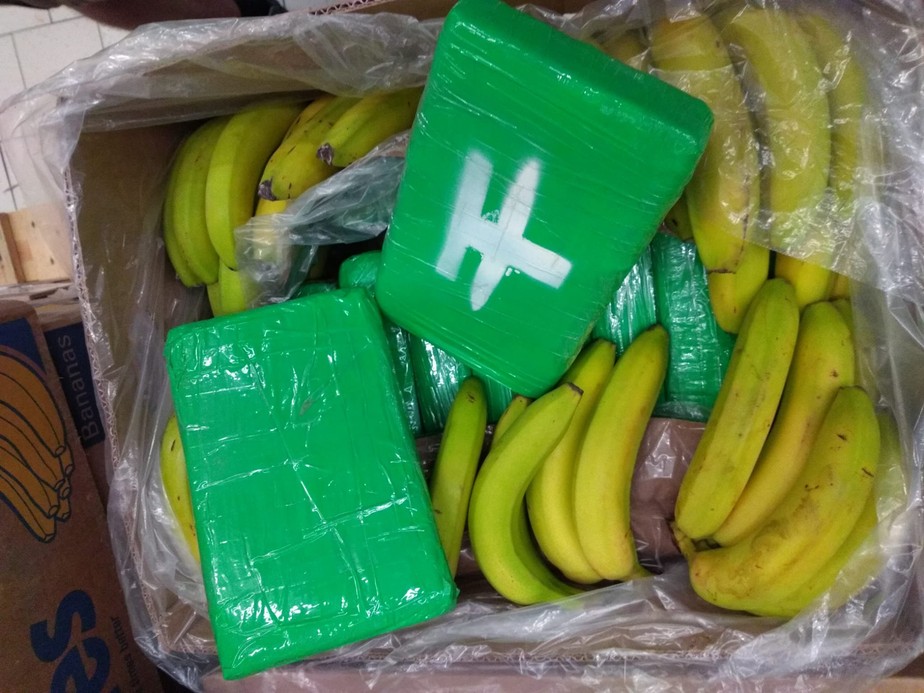 Traficantes entregam por engano cocaína avaliada em R$ 427 mi em supermercados na República Tcheca
