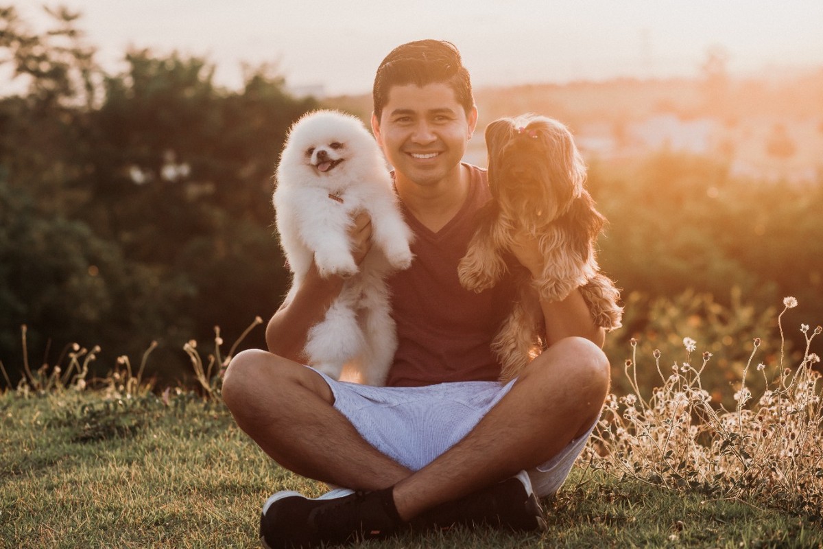 Veja a história do empresário do mercado puppy que já morou nas ruas de São Paulo |  Bichos na Escuta