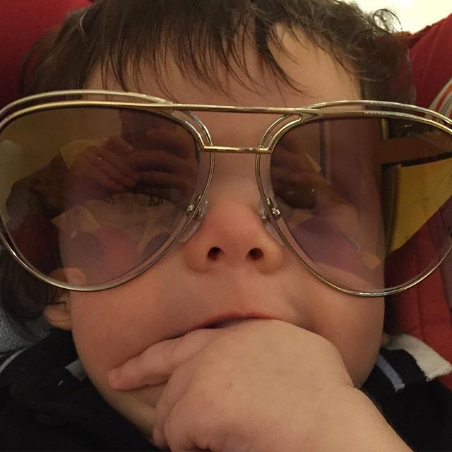 Rodrigo estilosíssimo de óculos (Foto: Reprodução/ Instagram)