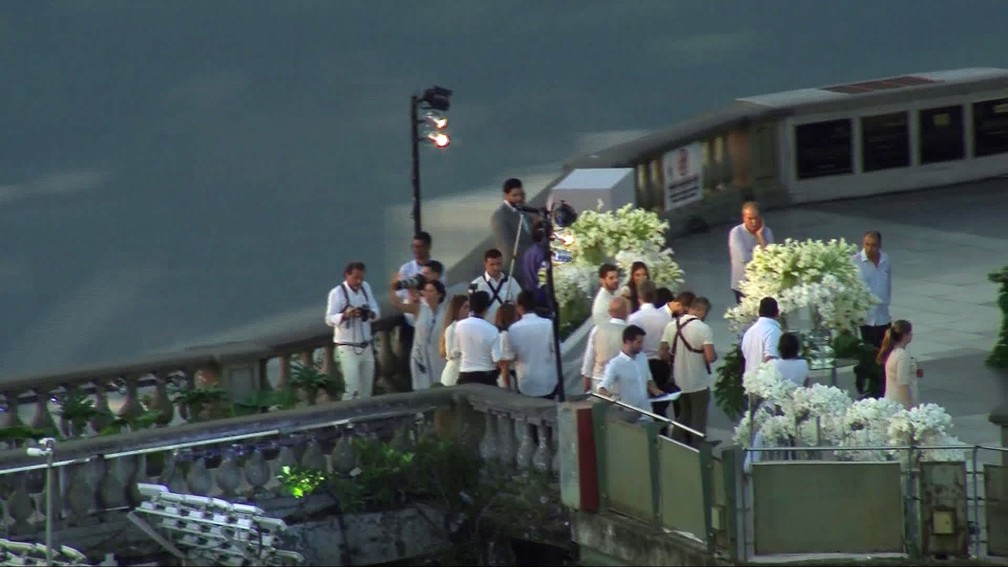 Casamento do DJ Alok com Romana Novais no Cristo Redentor â Foto: ReproduÃ§Ã£o/TV Globo