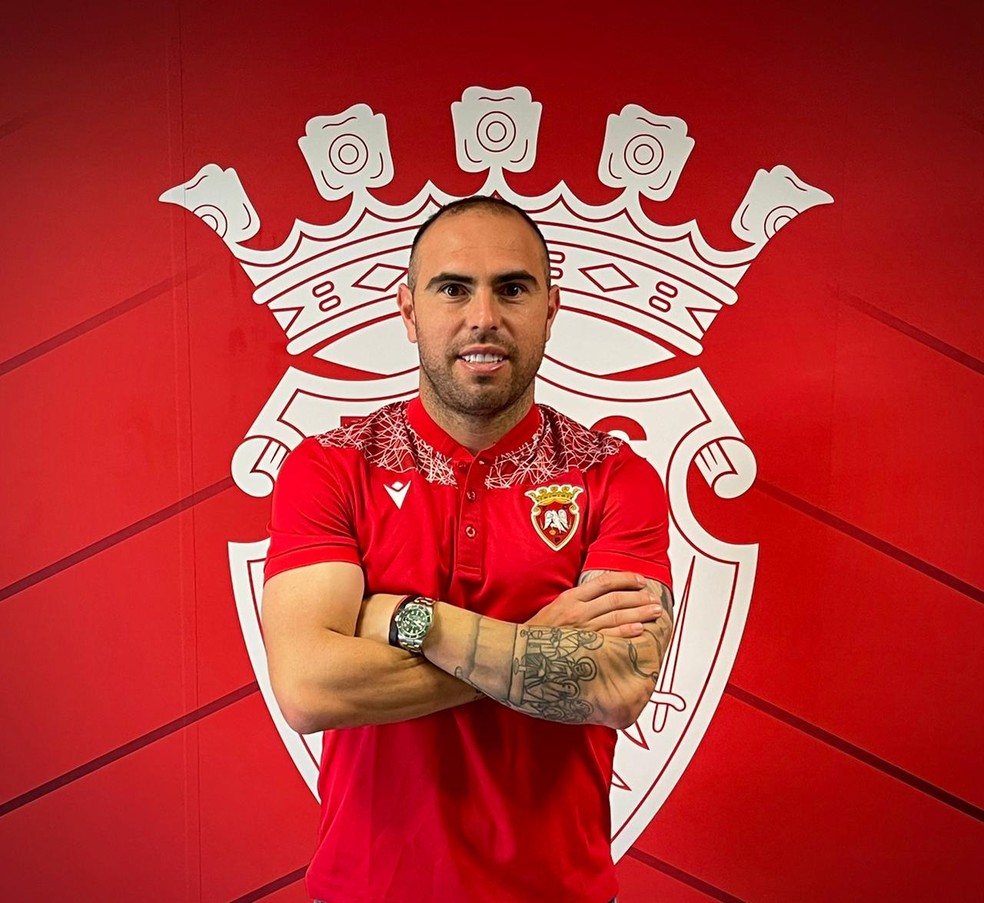 Bruno César assinou por dois anos com Penafiel — Foto: Divulgação