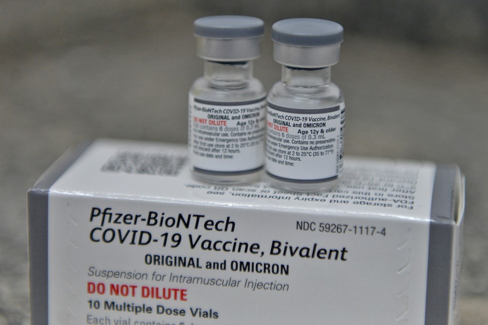 Doses da vacina bivalente contra a Covid-19 — Foto: Adilson Silveira/Prefeitura de Limeira