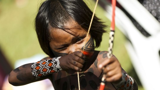 Crianças e idosos lotam unidade de saúde indígena: 'estão muito magros'
