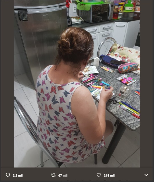 Mãe de Gabriel Bezerra escreveu mensagens motivacionais nos lápis e canetas da filha, que estava com problemas na escola (Foto: Reprodução Twitter)