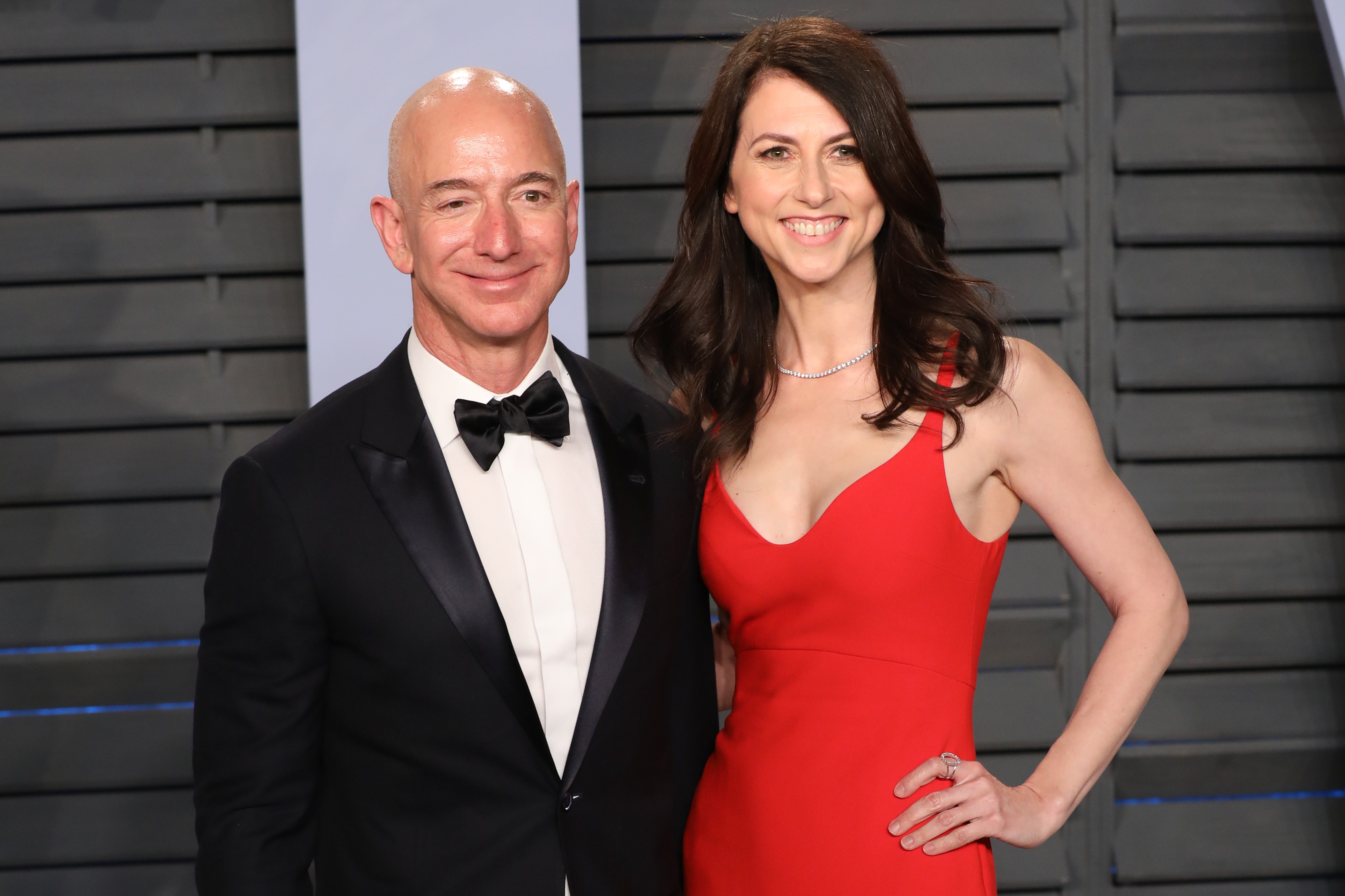 Jeff Bezos e Mackenzie Bezos (Foto: Getty Images)