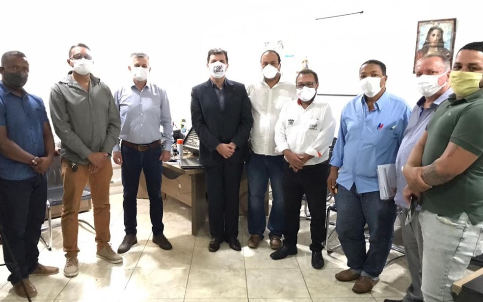Prefeitura se reuniu com representeares da empresa. — Foto: Reprodução / Redes Sociais 