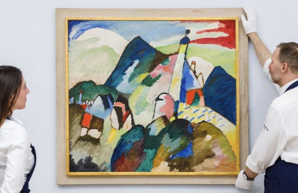 Kandinsky pintou o quadro depois de visitar o vilarejo de Murnau, nas montanhas da Baviera — Foto: Sotherby's/via BBC
