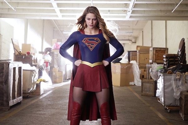 A atriz Melissa Benoist como a protagonista de 'Supergirl' (Foto: Reprodução)