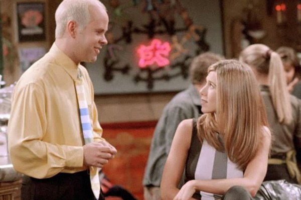 James Michael Tyler como Gunther e Jennifer Aniston como Rachel em cena de Friends (Foto: Divulgação)