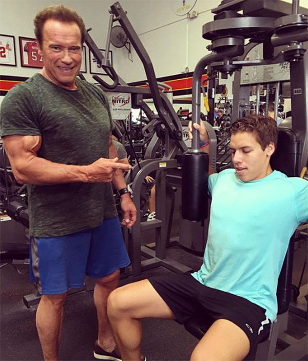 Arnold Schwarzenegger e Joseph Baena (Foto: Instagram)