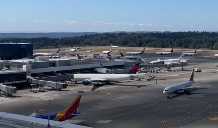 Aeroporto Internacional de Seattle Tacoma: destino do hidroavião que caiu