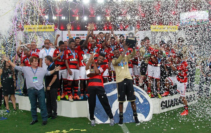 flamengo taça guanabara campeão (Foto: Marcio Alves/Agência Globo) flamengo taça guanabara campeão (Foto: Marcio Alves/Agência Globo)