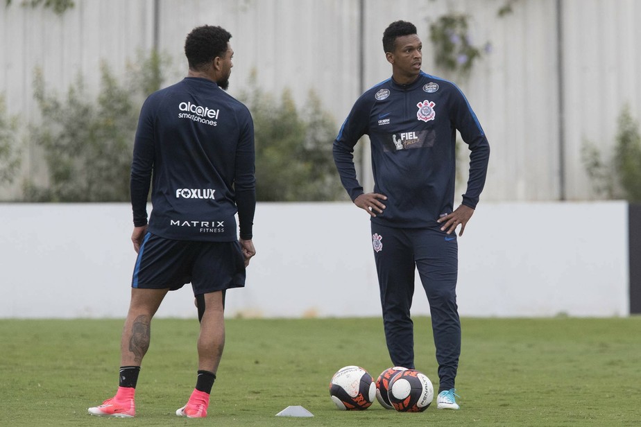 Cereto destaca dificuldade que Corinthians terá sem Jô e lembra histórico de Kazim