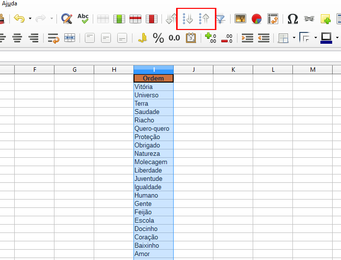 Função organiza dados na tela automaticamente (Foto: Reprodução/LibreOffice)