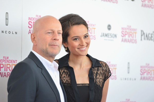 Bruce Willis e a modelo/atriz Emma Heming estão casados há cinco anos e têm dois filhos juntos. A diferença de idade entre eles é de 19 anos. (Foto: Getty Images)